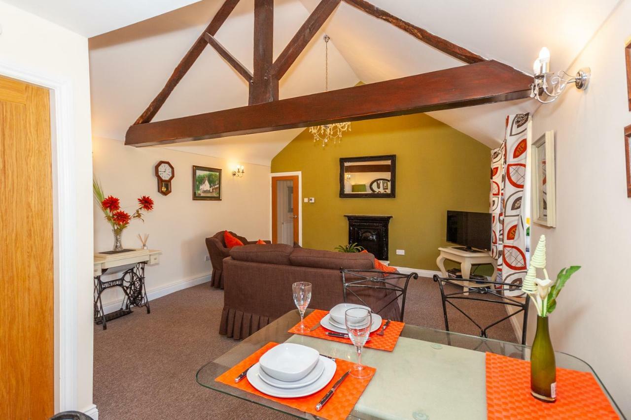 Bodafon Hall Cottages Llandudno Exteriér fotografie